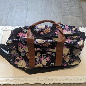 Vooray Floral Gym/Duffle bag